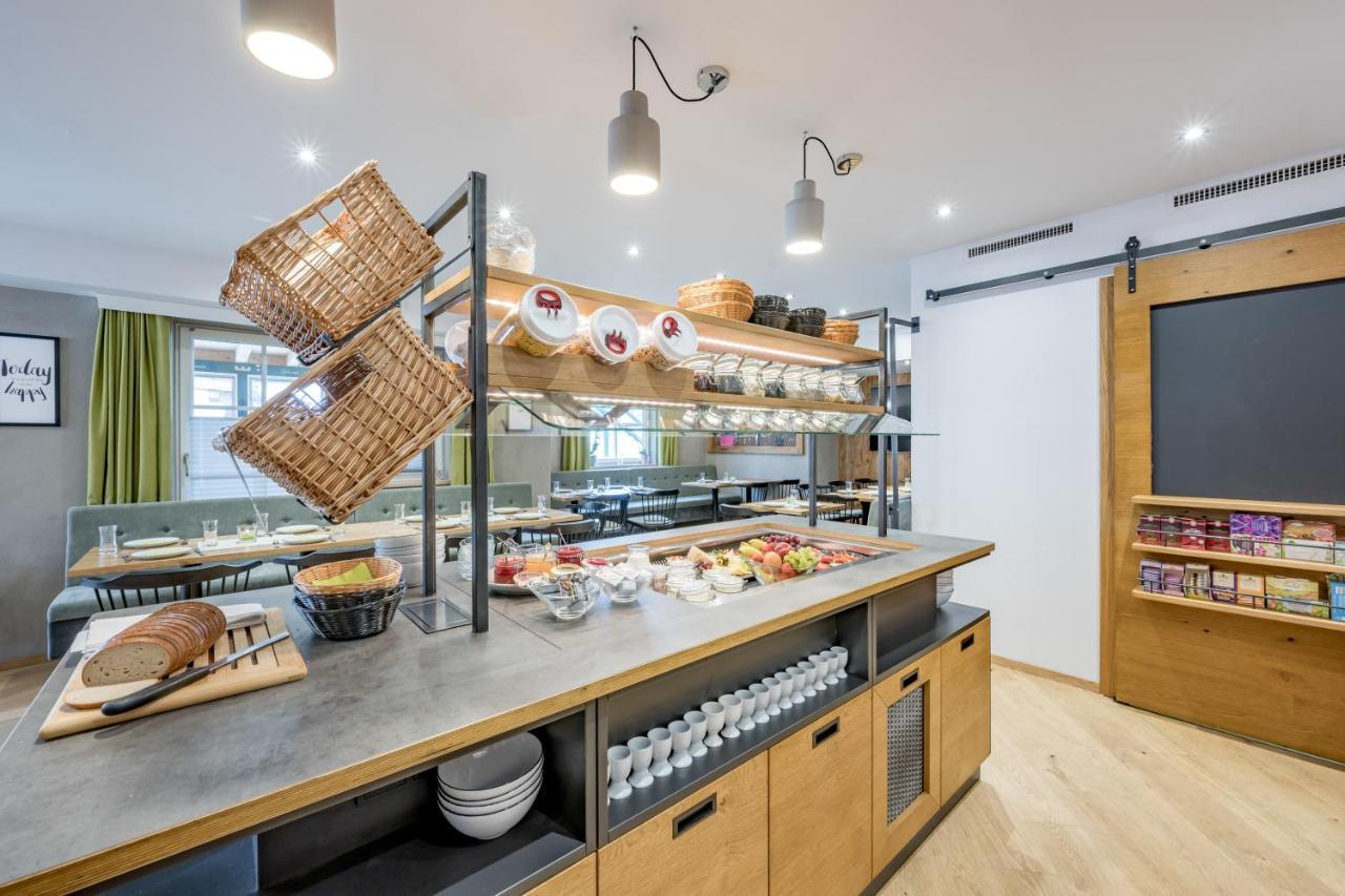 Arlen Lodge Hotel Inkl Premium Karte Im Sommer Sankt Anton am Arlberg Luaran gambar