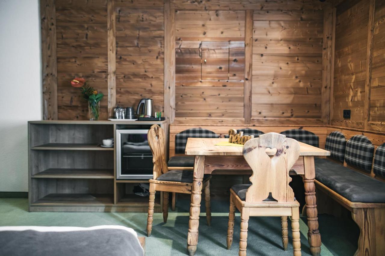 Arlen Lodge Hotel Inkl Premium Karte Im Sommer Sankt Anton am Arlberg Luaran gambar