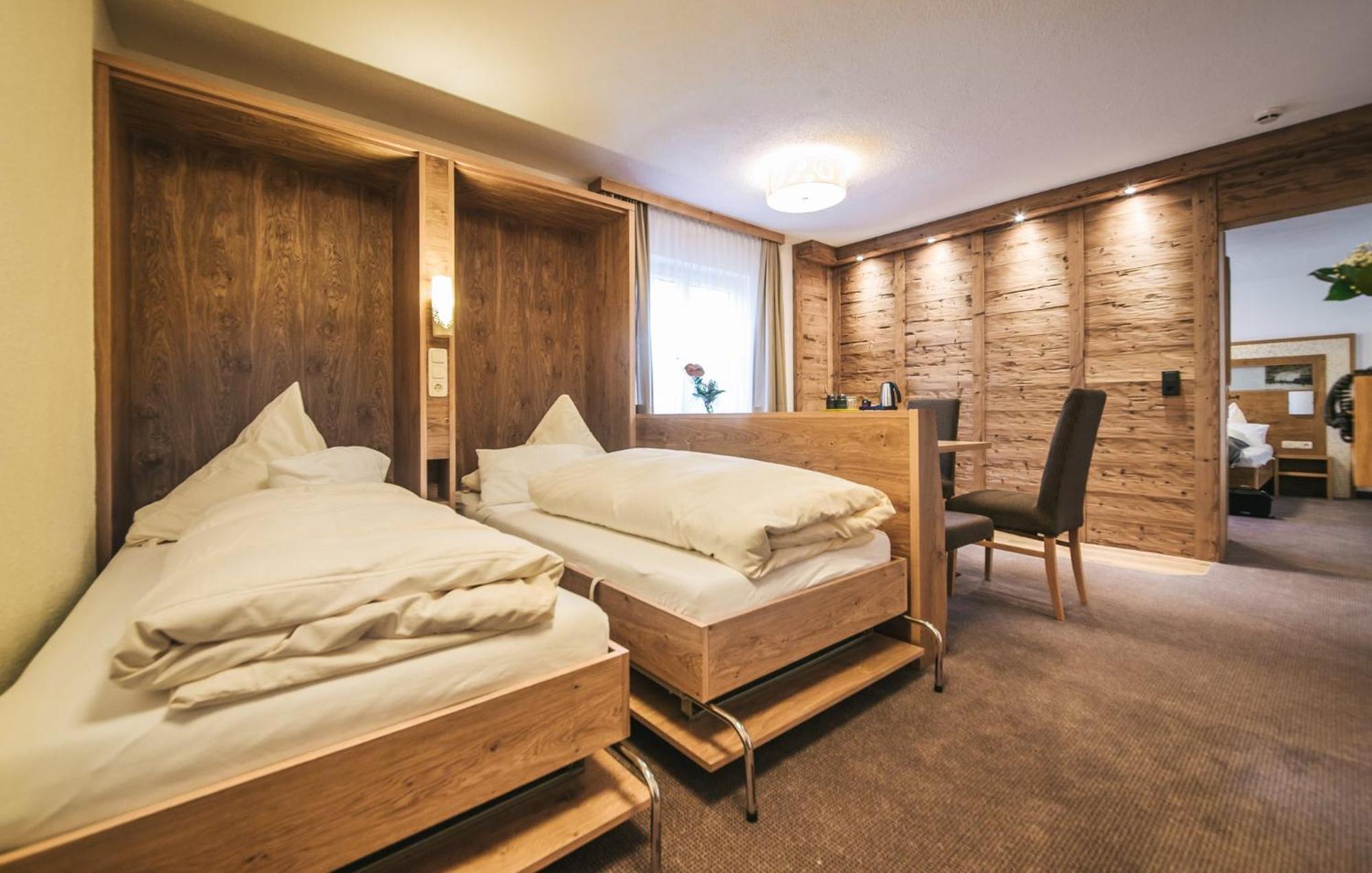 Arlen Lodge Hotel Inkl Premium Karte Im Sommer Sankt Anton am Arlberg Luaran gambar