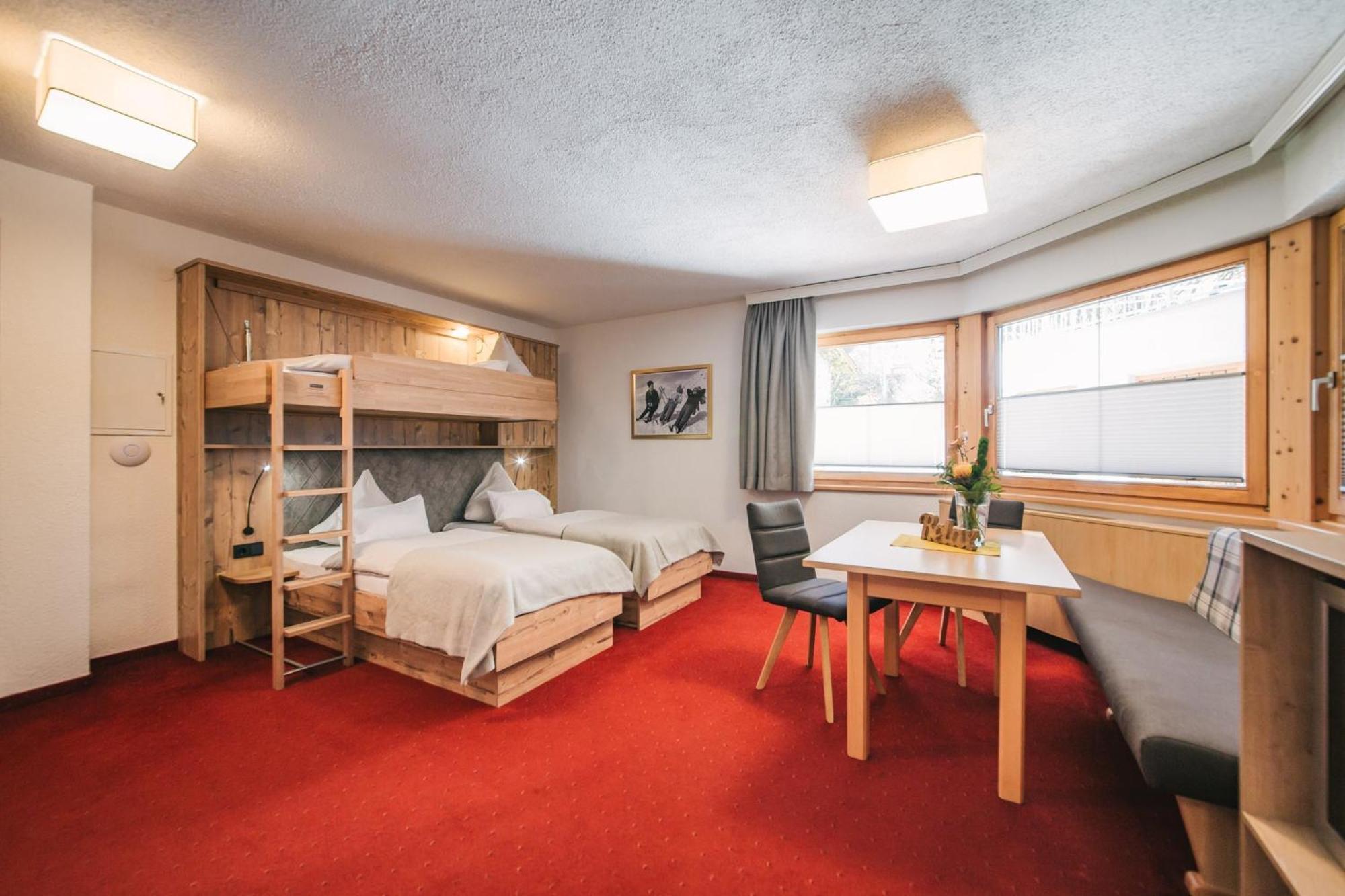 Arlen Lodge Hotel Inkl Premium Karte Im Sommer Sankt Anton am Arlberg Luaran gambar