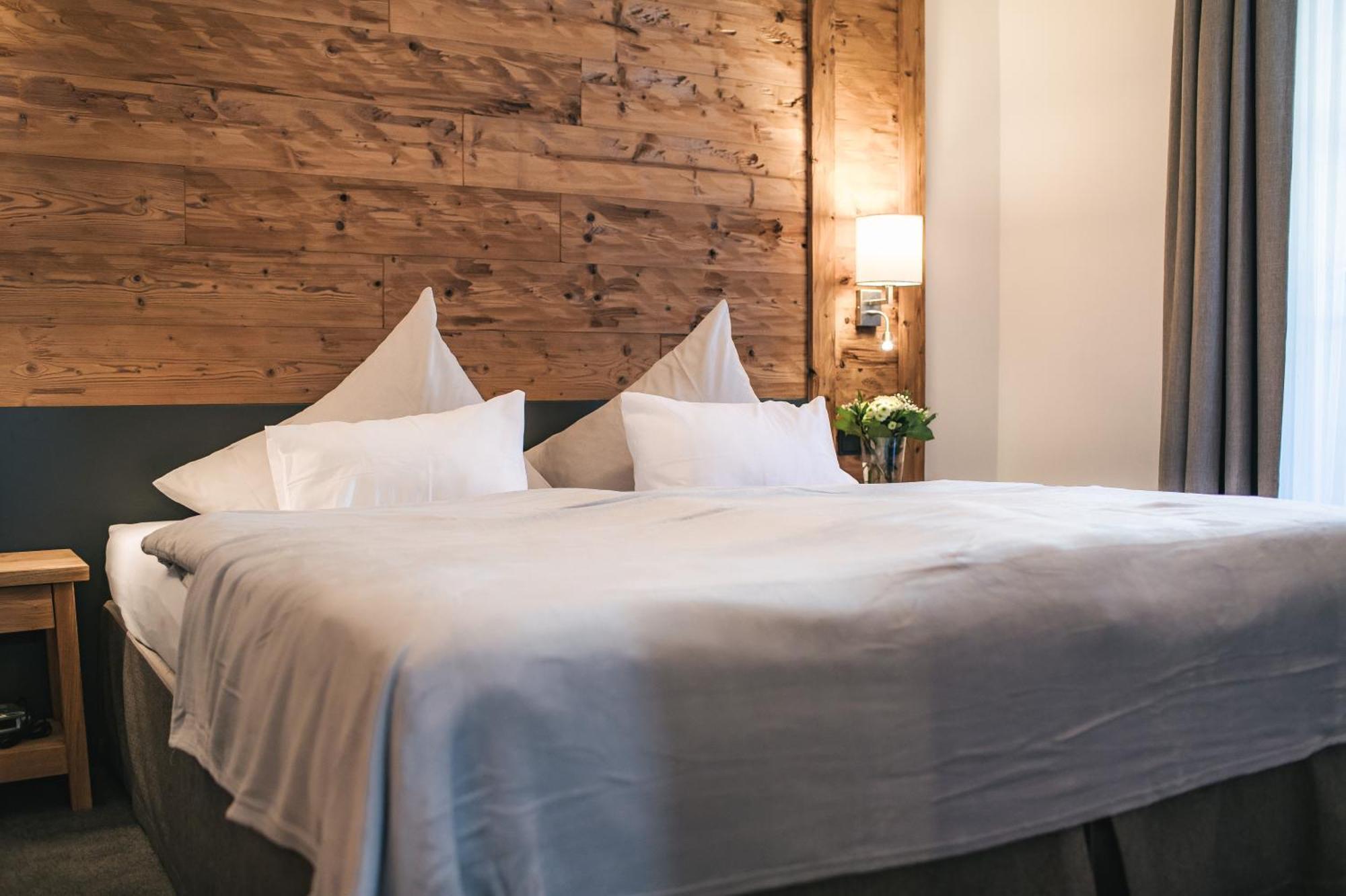 Arlen Lodge Hotel Inkl Premium Karte Im Sommer Sankt Anton am Arlberg Luaran gambar