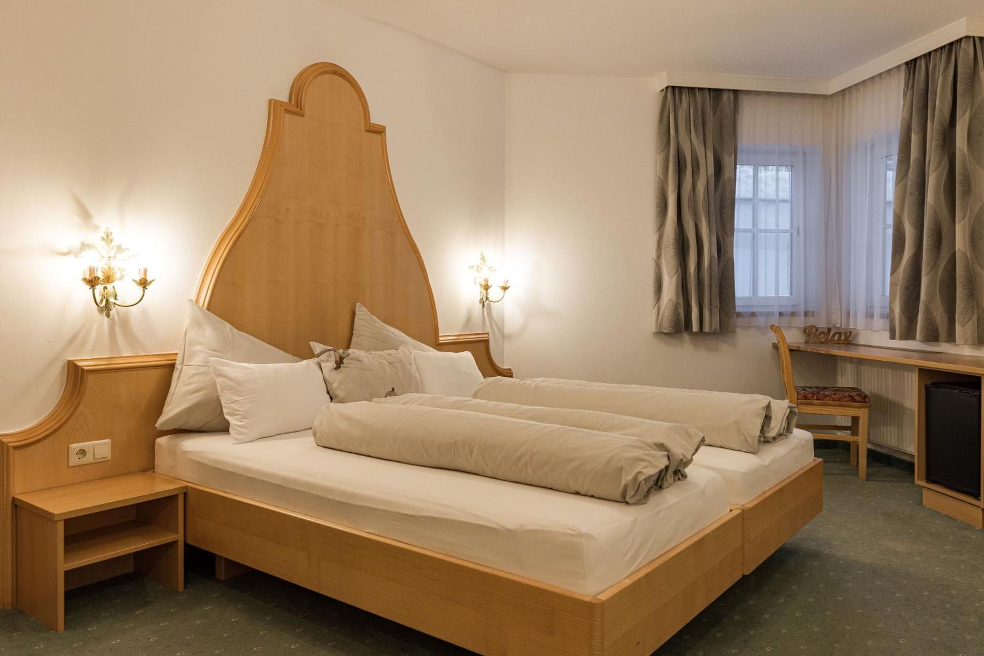 Arlen Lodge Hotel Inkl Premium Karte Im Sommer Sankt Anton am Arlberg Luaran gambar