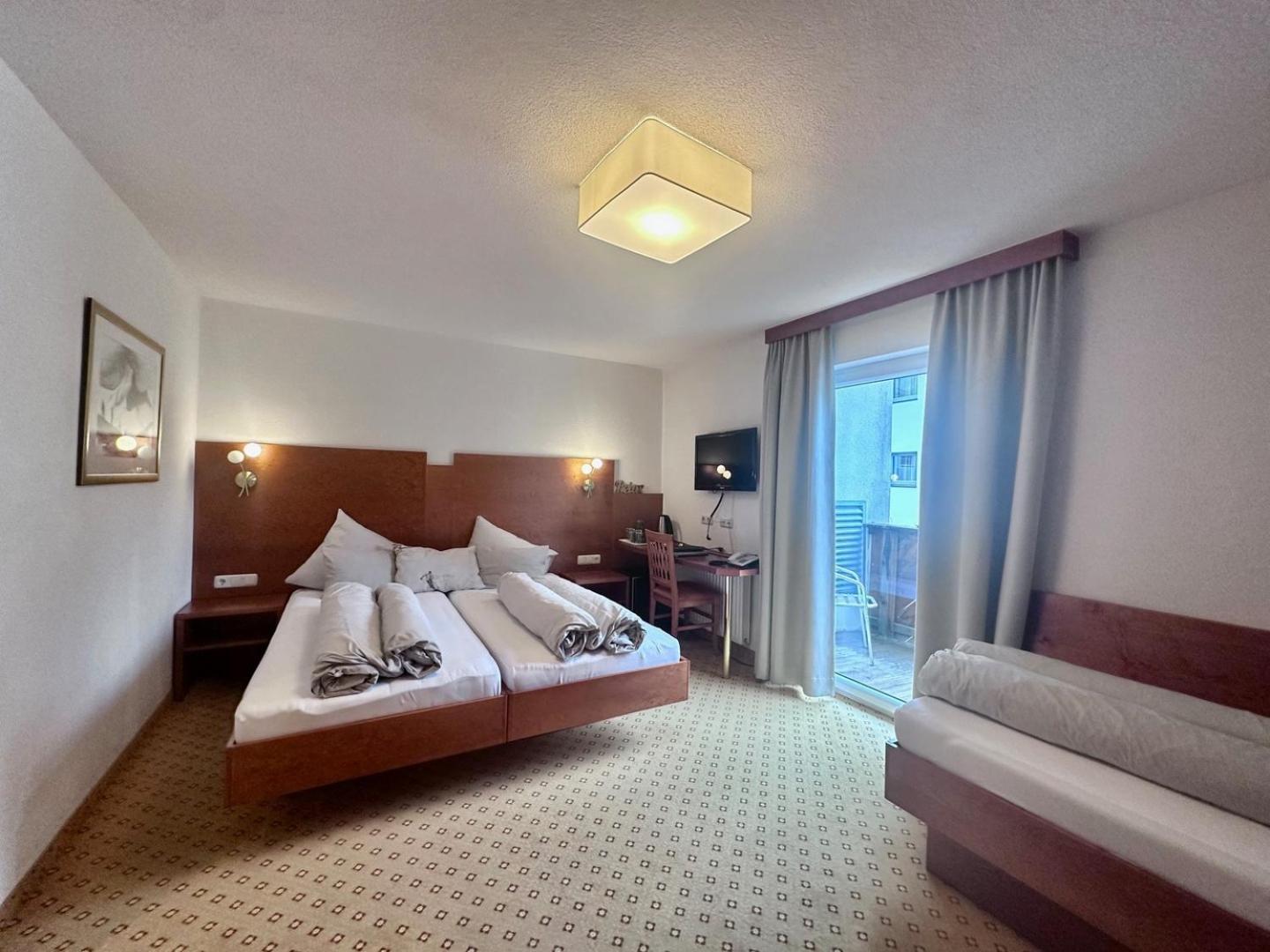 Arlen Lodge Hotel Inkl Premium Karte Im Sommer Sankt Anton am Arlberg Luaran gambar