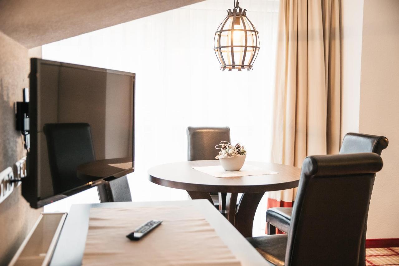 Arlen Lodge Hotel Inkl Premium Karte Im Sommer Sankt Anton am Arlberg Luaran gambar